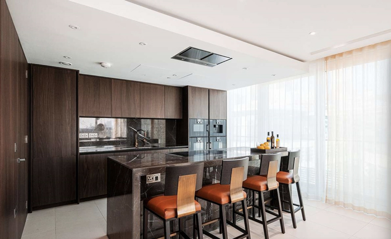 Curated visual reference: Visual Reference: Luxury Penthouse With Stunning 360 Degree Panoramic Views Of London